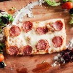 Pizza khuyen mai