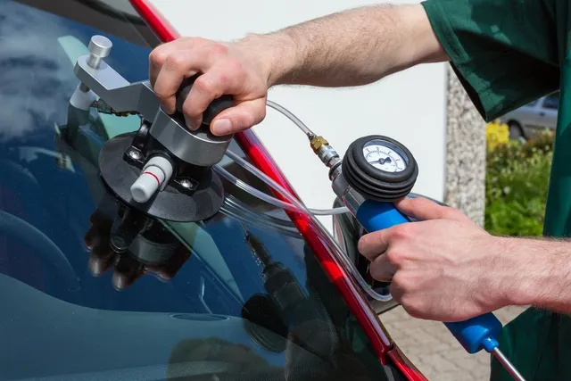 Combining Value and Convenience with Prompt Windshield Chip Repair Services