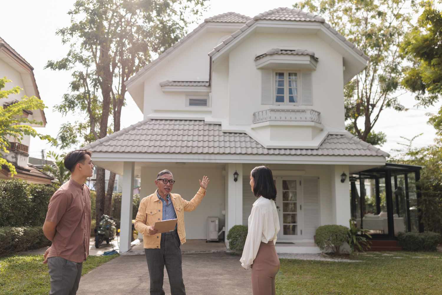 investor who buys houses in vista
